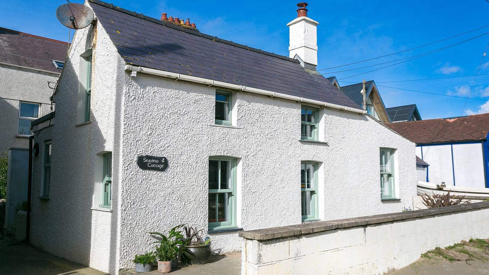 Seaview Cottage in Rhosneigr, Anglesey