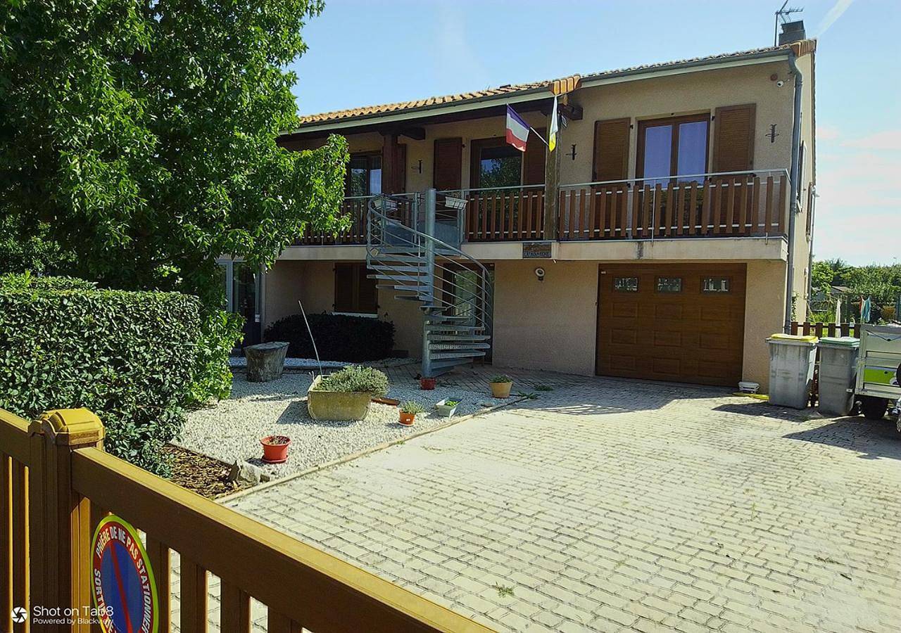 Appartement entier, La Bouviere in Aulnat, Région de Clermont-Ferrand
