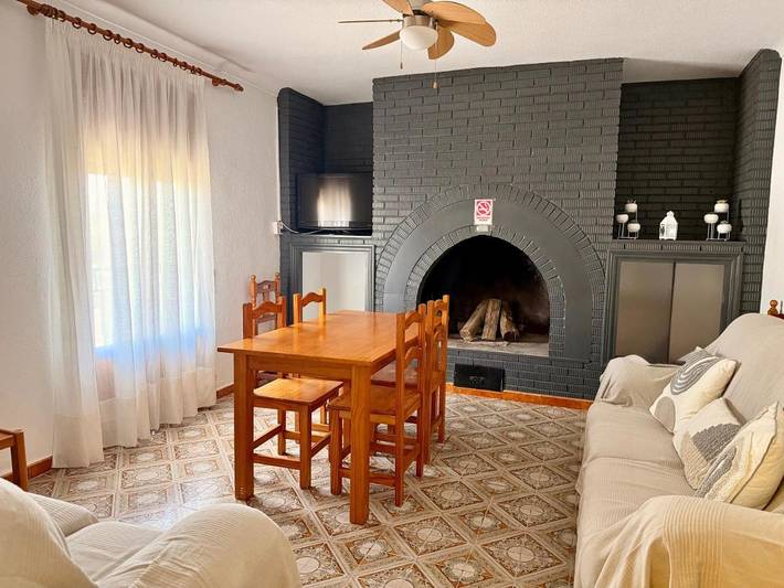 Location de vacances pour 10 personnes, avec jardin ainsi que vue et piscine, adapté aux familles à Alcalá la Real - 4