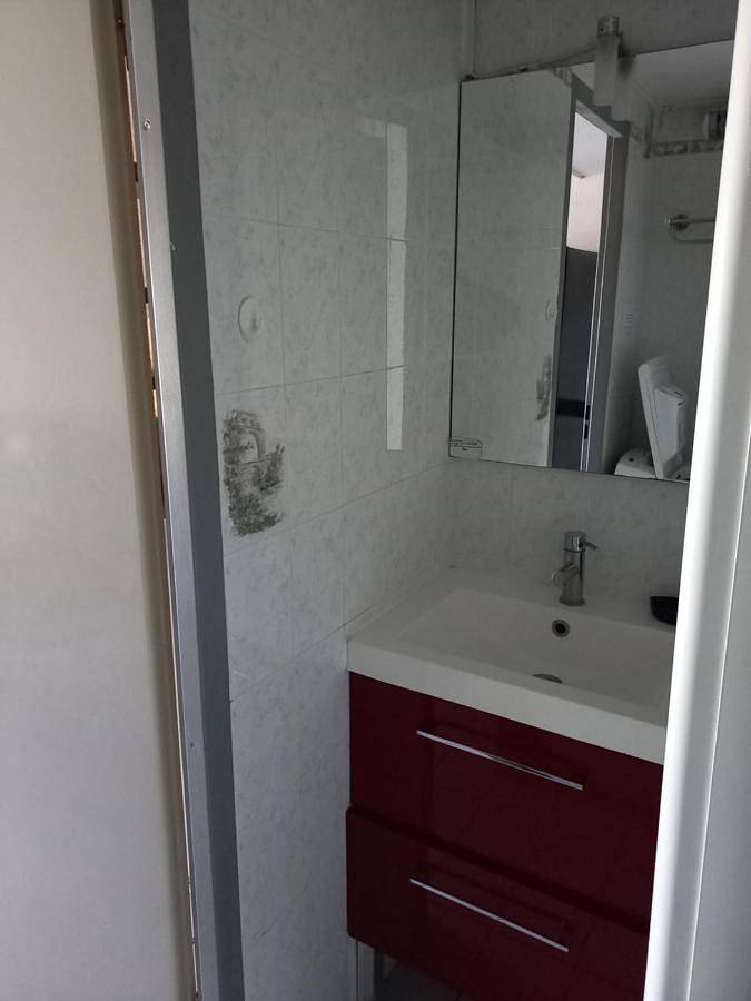 Location de vacances pour 6 personnes, avec terrasse et piscine à Loupian - 3