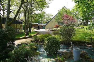 Cottage pour 5 personnes, avec terrasse et jardin à Plogonnec