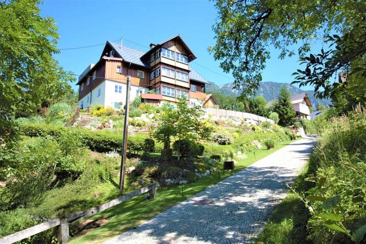Bauernhof für 7 Personen, mit Ausblick und Seeblick sowie Garten und Pool, mit Haustier