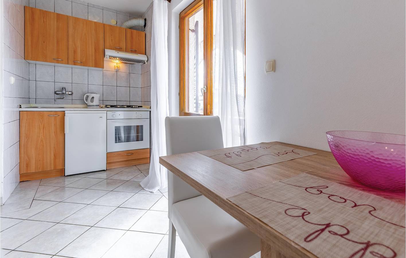 Ganze Ferienwohnung, Ferienwohnung für 2 Personen mit Terrasse in Medulin Stadt, Medulin