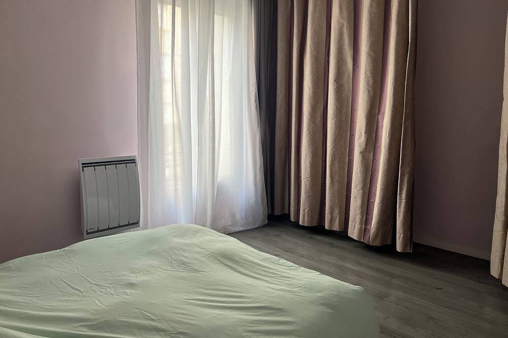 Charming townhouse, ideally located for exploring Paris and the surrounding area! in Fontenay-aux-Roses, Altos del Sena