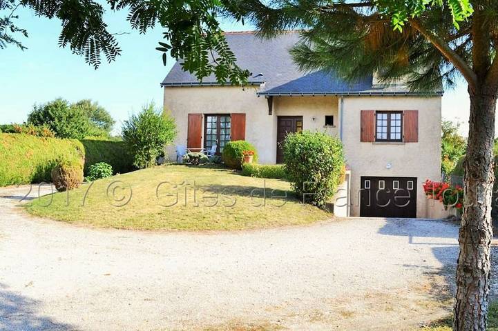 Gîte pour 4 personnes, avec Terrasse et Jardin