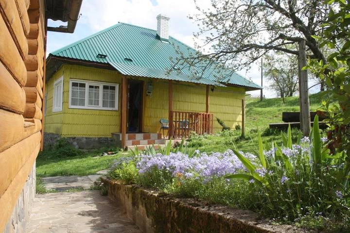 Landhaus für 6 Personen, mit Sauna und Garten sowie Ausblick in der Ukraine
