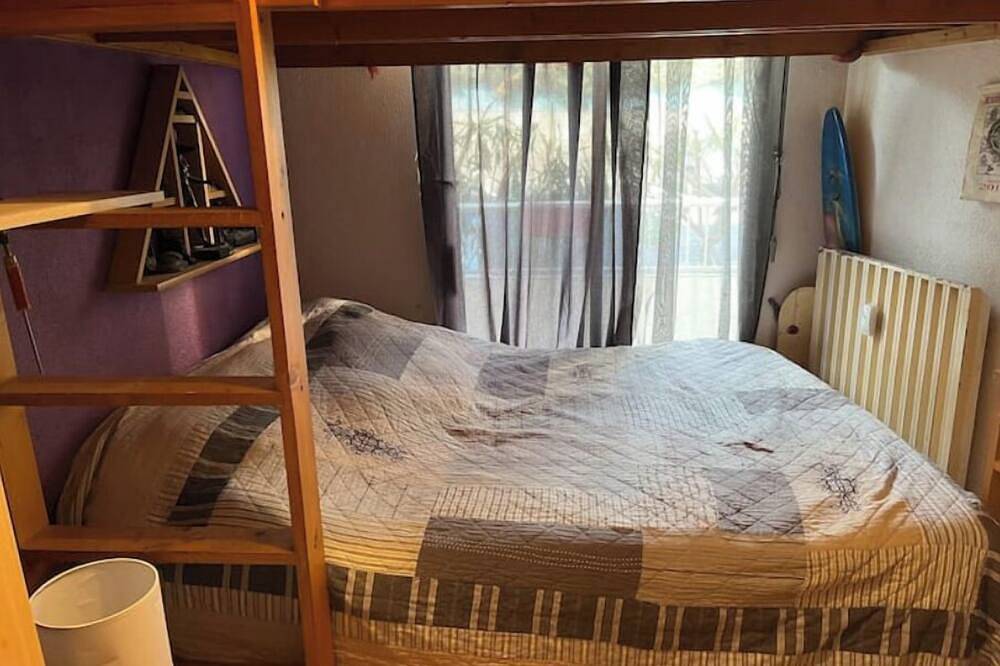 Ganze Wohnung, T3 ground-floor apartment with terraces, 300 m from the beach, access to all amenities, in Menton, Mittelmeerküste (Frankreich)