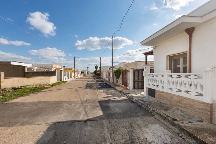 BnB für 9 Personen in Torre Lapillo