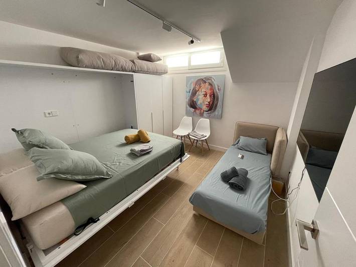 Chalet para 9 personas, con jardín y piscina además de vistas y balcón en Campo de Gibraltar - 4