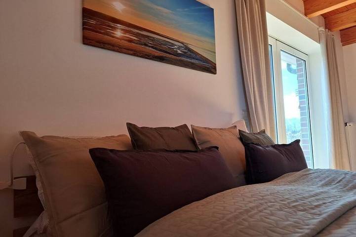 Ferienwohnung für 2 Personen, mit Terrasse und Garten in Holtgast