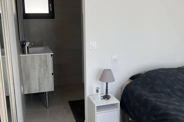 Maison Neuve Face à la Réserve Naturelle du Bagnas in Marseillan, Costa mediterránea (Francia)