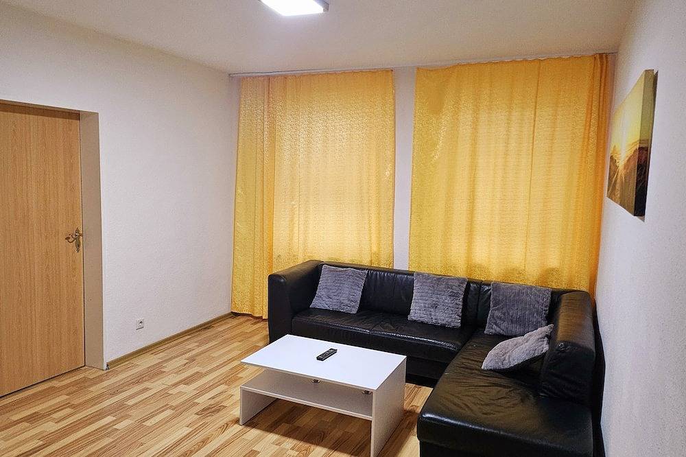 Ganze Wohnung, Geräumiges Apartment für 4 Personen direkt gegenüber der Zeche Zollverein. in Stadtbezirk VI, Essen