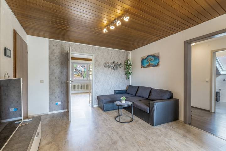 Apartamento inteiro, Apartamento 'Doilfinger Plus' com Wi-Fi in Neckartailfingen, Esslingen (distrito)