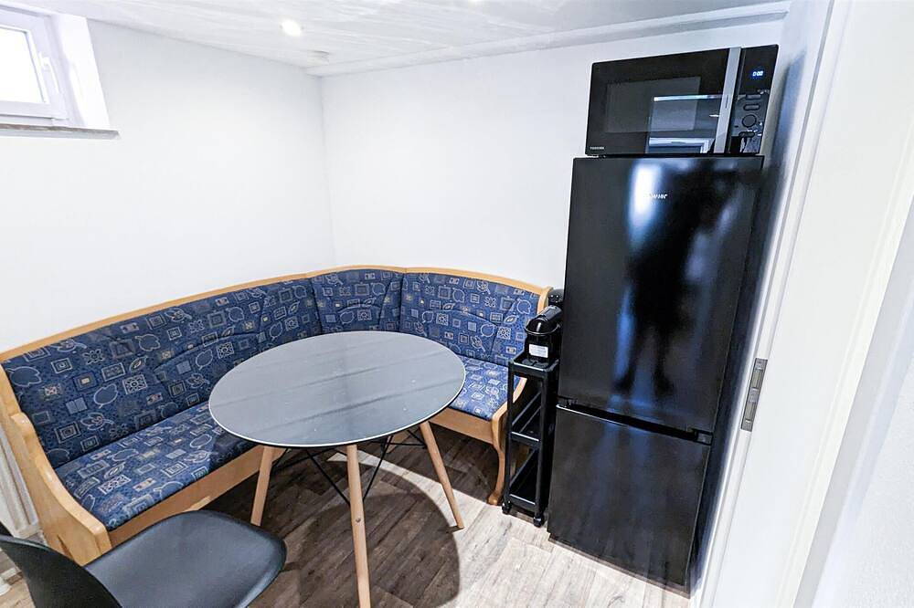 Ganze Wohnung, Alfa Ludwigsburg City Apartment 3 Zimmer Parkplatz Bad Küche Wifi Smarttv in Ludwigsburg, Landkreis Ludwigsburg