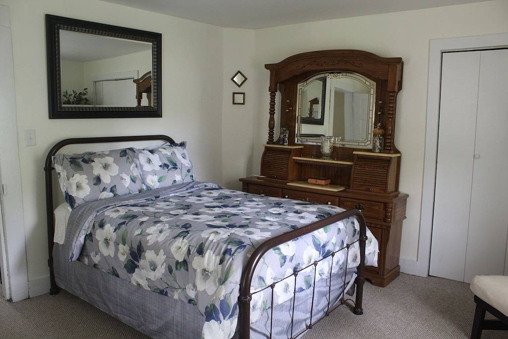 Charmantes Ferienhaus für Bootsfahrer, Fischer und Jäger. in Kentucky Lake