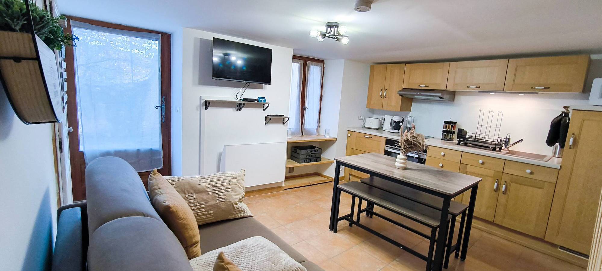 Appartement entier, Le Cocoon d´Estoublon classé 2 étoiles in Estoublon, Alpes-de-Haute-Provence