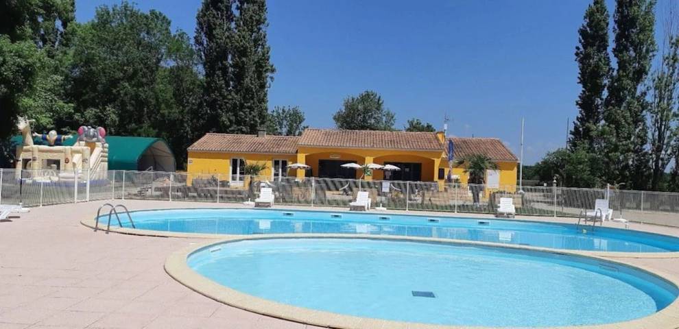 Mobil home pour 4 personnes à Saint-Fort-sur-Gironde