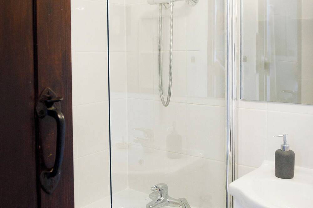 2 bedroom accommodation in Padstow in Padstow, Cornwall