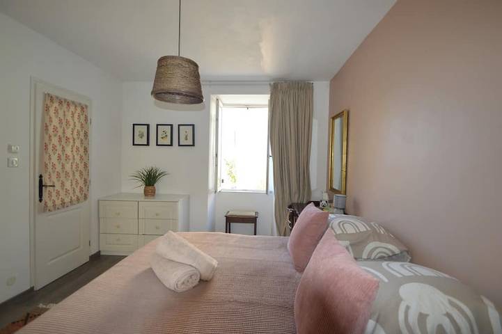 Gîte pour 3 personnes, animaux acceptés à Badefols-d'Ans - 2