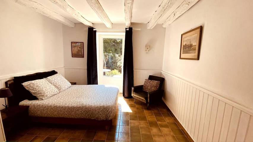 Location de vacances pour 7 personnes, avec jardin à Saint-Amand-de-Coly - 4