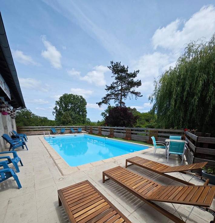 Hôtel pour 2 personnes, avec Terrasse et Piscine à Carennac - 3