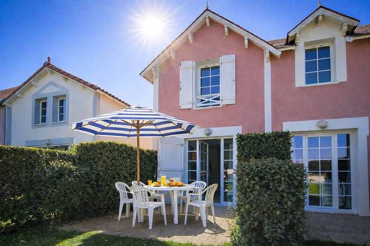 Club vacances pour 5 personnes, avec piscine et jardin en Vendée