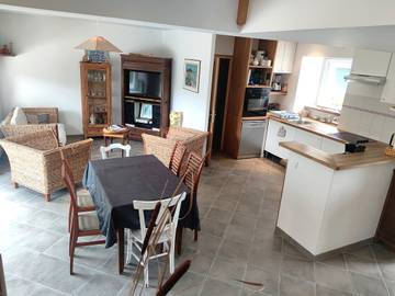 Gîte pour 6 personnes, avec jardin et terrasse à Le Tour-du-Parc