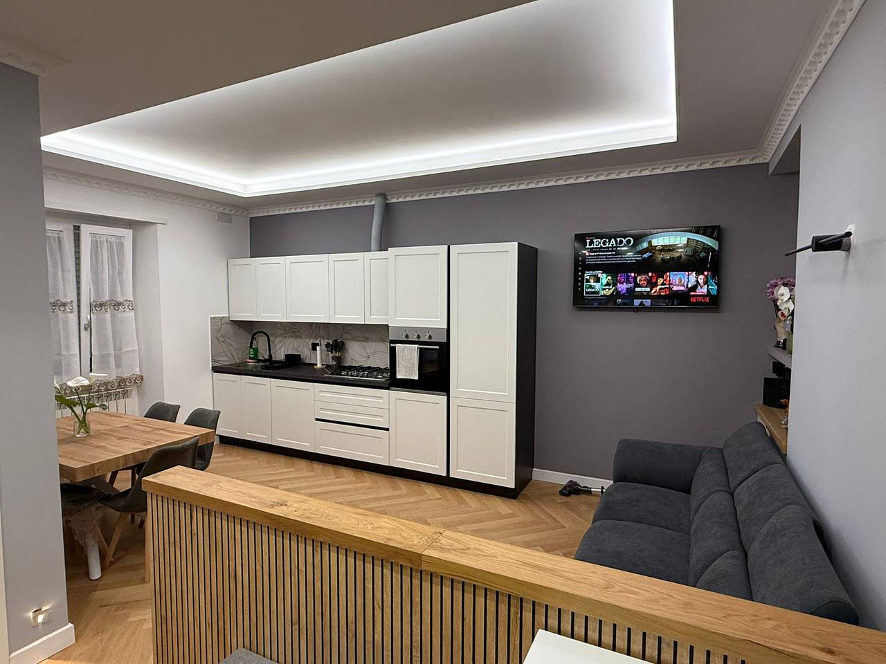 Ολόκληρο το διαμέρισμα, Apartment 'Relax House' with Private Garden, Wi-Fi and Air Conditioning in Guidonia Montecelio, Rome Province