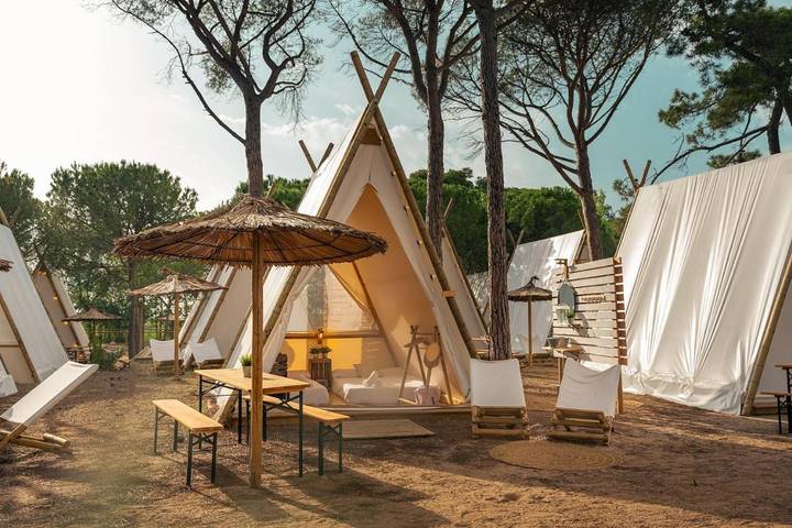 Bungalow para 4 personas, con piscina y jardín en Pals