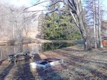 Log Cabin for 7 People in Pennsylvania, USA, Photo 2