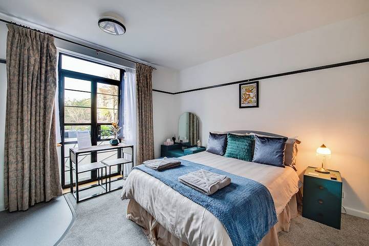 Apartment for 2 people, with garden in Portsmouth