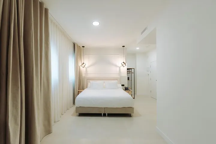 Hotel for 2 people, with view - 1