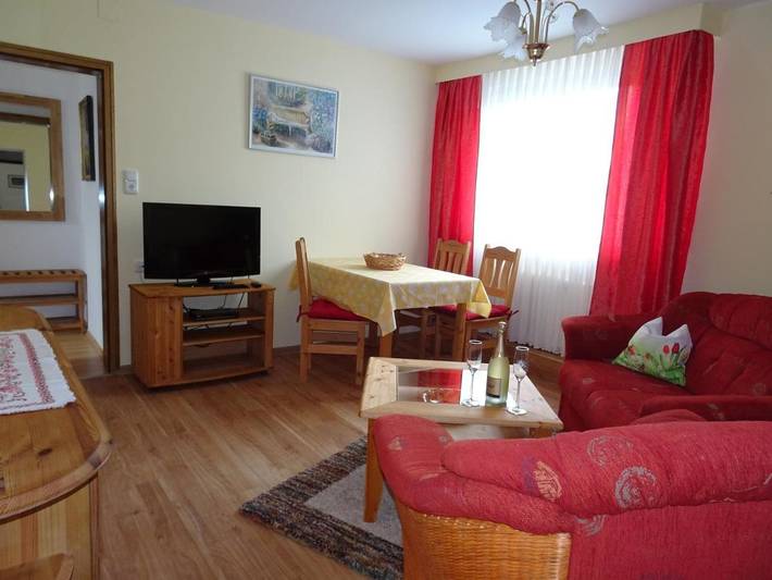 Apartamento de vacaciones para 4 personas, con jardín y vistas - 1