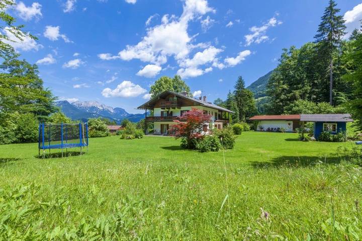 Bnb für 2 Personen, mit Balkon und Terrasse sowie Garten und Ausblick in Schönau am Königssee