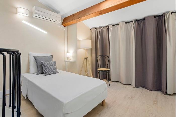 Gîte pour 4 personnes, avec balcon ainsi que piscine et jardin, adapté aux familles à Saint-Raphaël - 4