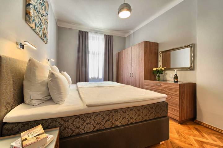 Ferienwohnung für 6 Personen, mit Ausblick und Balkon in Josefstadt - 4