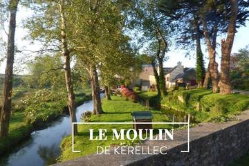 Gîte pour 6 personnes, avec vue et jardin, animaux acceptés à Plougoulm