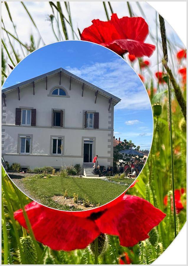 Gîte pour 10 personnes, avec jardin à Brouvelieures