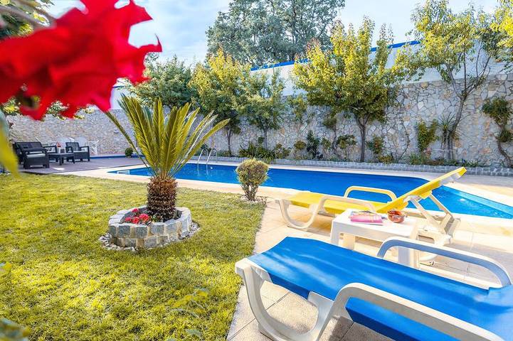 Ferienwohnung für 4 Personen, mit Pool und Garten, mit Haustier - 1