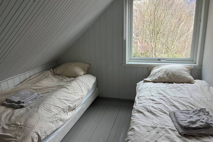 Einzigartiges Haus am Fjord in der Nähe von Preikestolen in Forsand
