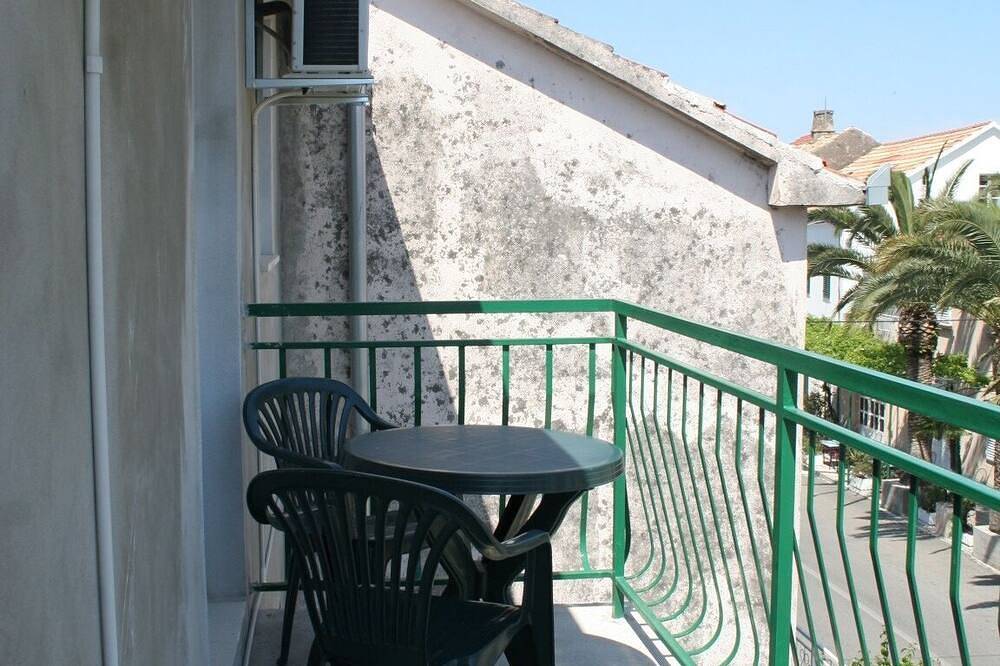 Ganze Wohnung, 1-Zimmer-Ferienwohnung mit Balkon Trpanj (Peljesac in Trpanj, Dubrovnik-Neretva