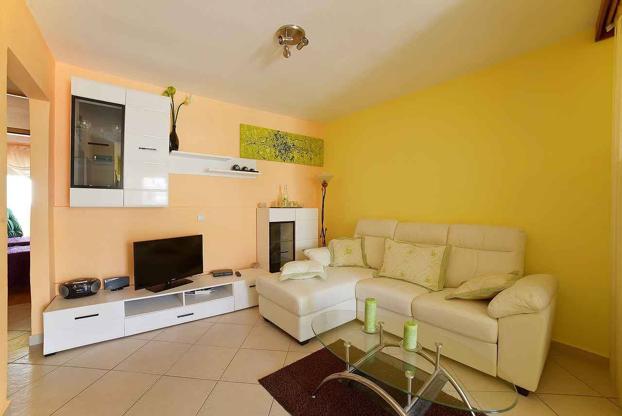 Geheel vakantieappartement, Vakantieappartement met airconditioning en balkon in Pula-Medulin, Pula