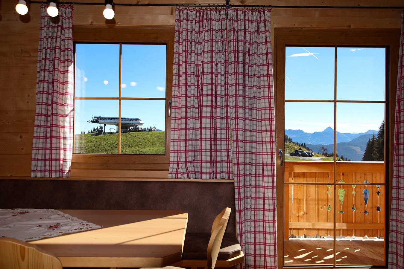 Cały apartament wypoczynkowy, Apartament wakacyjny dla 8 osób z balkon in Wildschönau, Alpy Kitzbühelskie