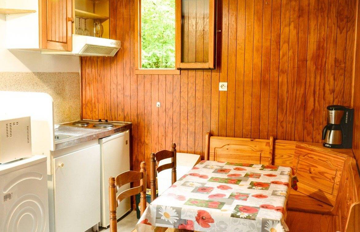 Chalet plain-pied, dans la Vallée du Tarn, rivière 200m in Marsal, Région d'Albi