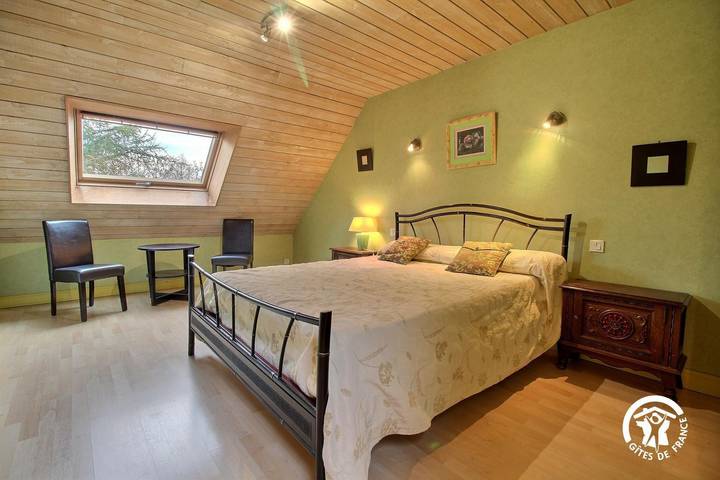 Gîte pour 2 personnes, avec Terrasse et Jardin à Grand-Champ - 4