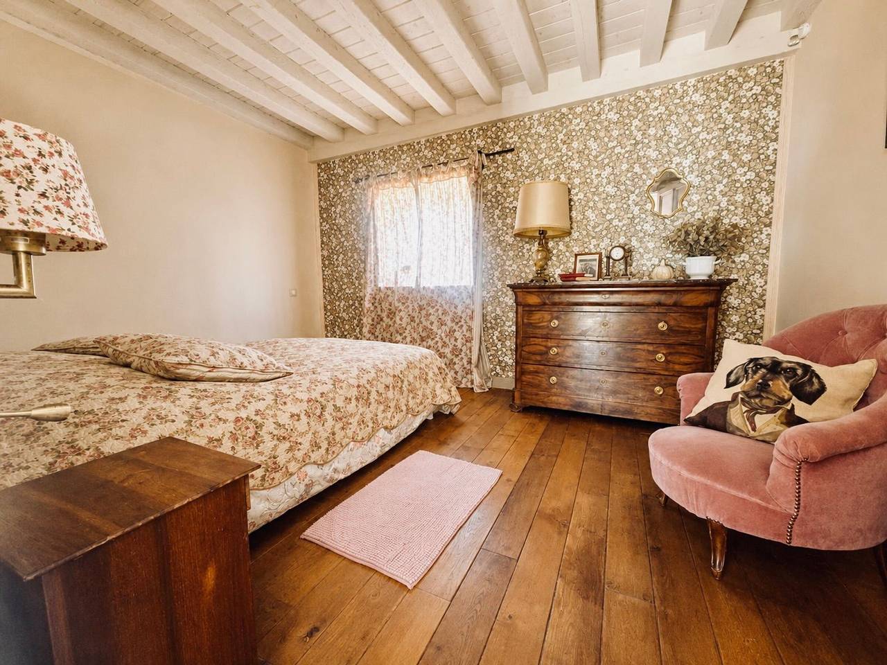 Charming cottage retreat, seasonal pool in Avot, Dijon region