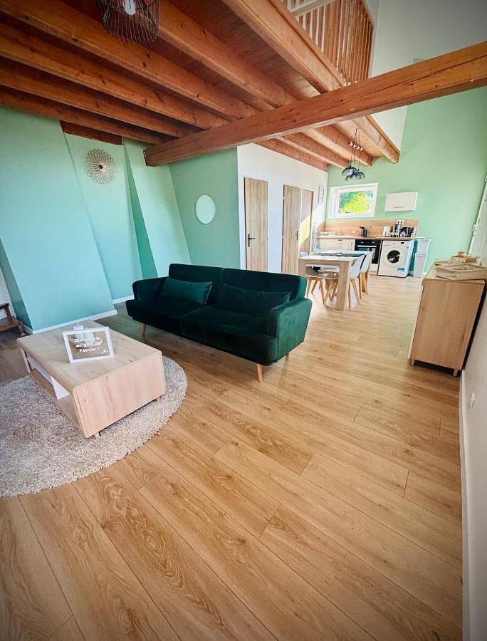 Location de vacances pour 4 personnes, avec terrasse et vue à Saxon-Sion