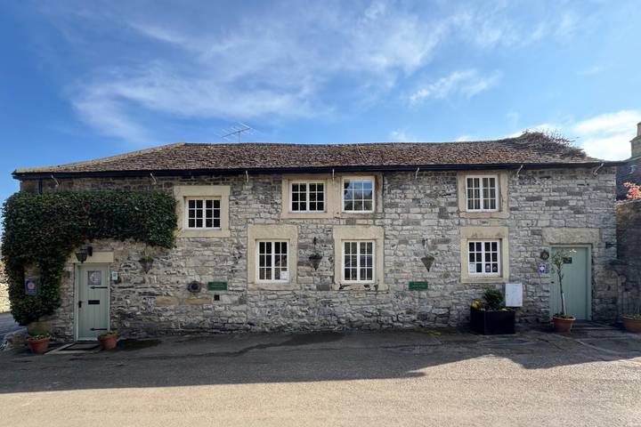Cottage for 6 people, with Terrace and Garden in Ashford in the Water