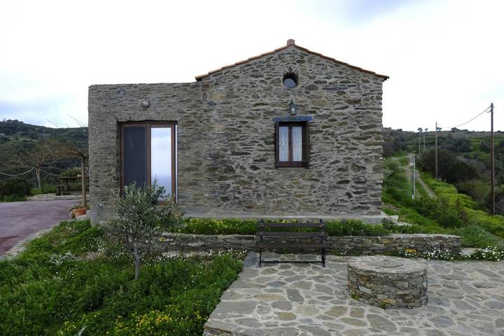 Location de vacances pour 4 personnes, avec jardin et vue dans Cythère - 2