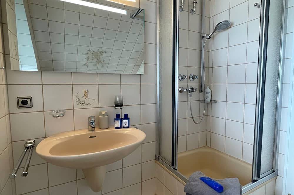 Ganze Wohnung, Lichtdurchflutete Ferienwohnung (60 qm) für zwei Personen mit Südbalkon in Bad Sassendorf, Kreis Soest